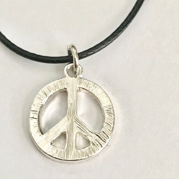 Peace Sign Pendant Choker Necklace Black Cord 16-18" Rainbow Hippie LGBT Retro - Picture 5 of 6